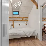 Fireplace Loft Retreat Near Parliament Palace * Bukarest