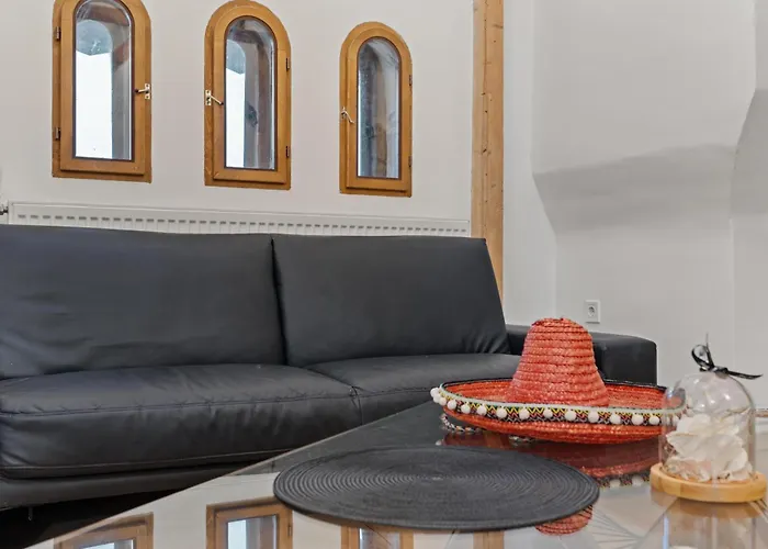 Apartment Fireplace Loft Retreat Near Parliament Palace Bucharest